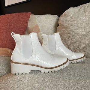 Altar'd State white boots ( Alligator Skin )